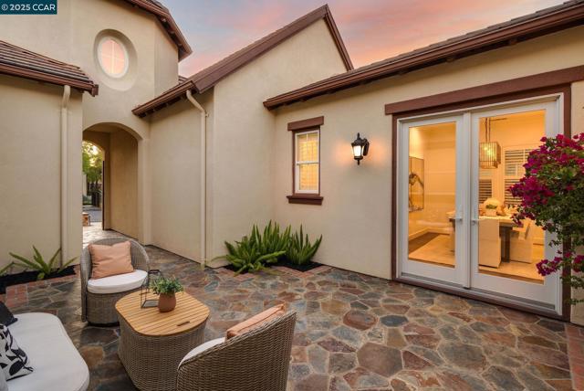 3467 Cashmere Street, Danville CA: https://media.crmls.org/mediaz/6578d32b-d920-40ac-9943-768c16e49b29.jpg