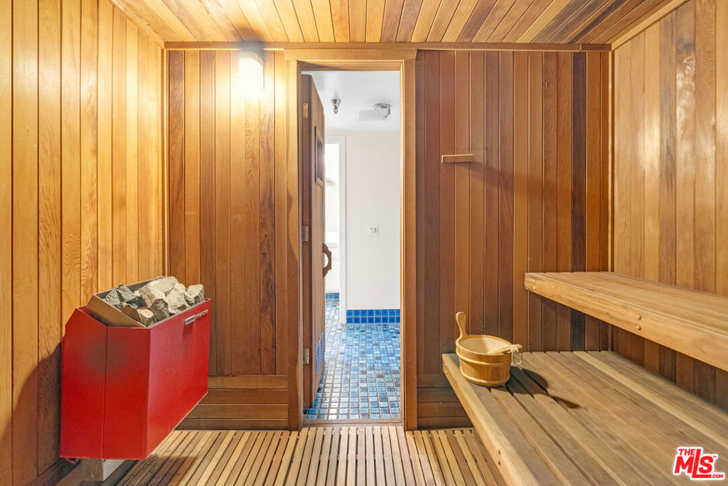 MLS #25546957 img 23