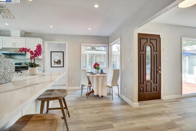 3180 Watt Ave, Sacramento CA: https://media.crmls.org/mediaz/657a7f38-2989-49f7-ae63-8d66d3826b46.jpg