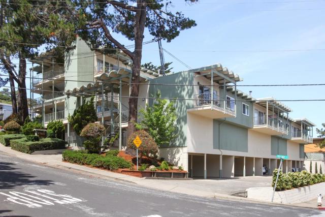 2200 Village Court, Belmont CA: https://media.crmls.org/mediaz/657bb89d-24f6-4d06-a5ae-253321b87233.jpg