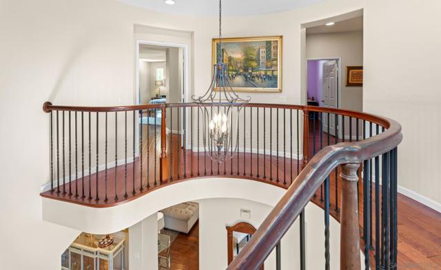3814 Ruette San Raphael, San Diego CA: https://media.crmls.org/mediaz/657d6b99-a6dc-4db1-b819-a74bad5e416b.jpg