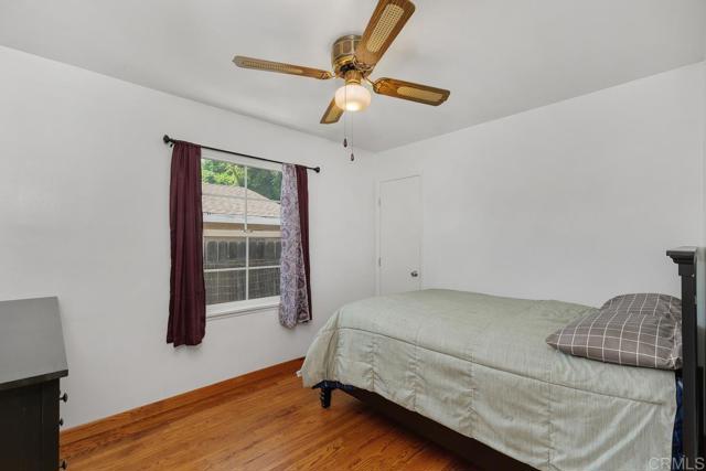 1429 N Campus Ave, Ontario CA: https://media.crmls.org/mediaz/657d8b18-8a3b-440e-99fd-e6c295ece6ff.jpg