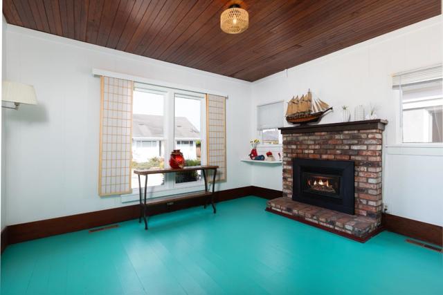 Image 5 of 28 For 222 2nd Avenue