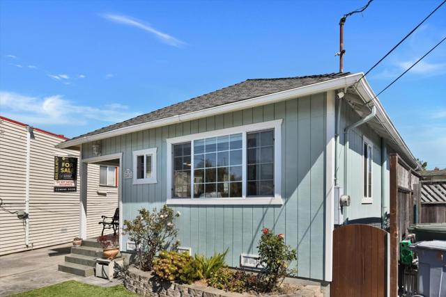 241 Terrace Avenue, San Bruno CA: https://media.crmls.org/mediaz/657dde96-3d6d-4f04-a74a-6dfb638f0e31.jpg