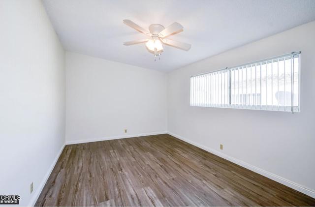 Detail Gallery Image 9 of 15 For 2707 Montrose Ave #10,  Montrose,  CA 91020 - 1 Beds | 1 Baths