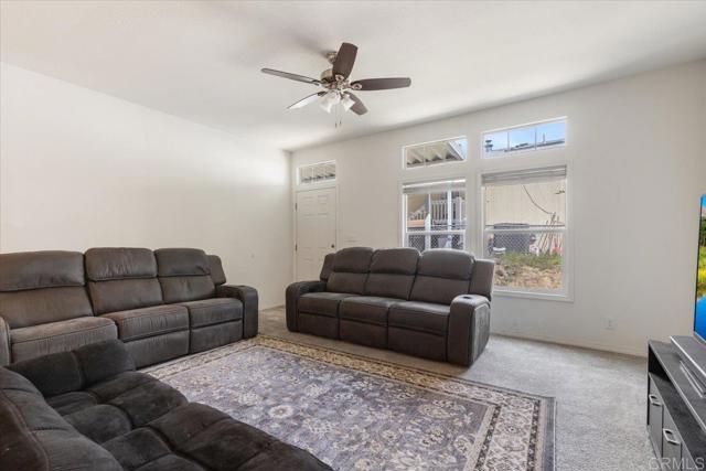 Home for Sale in Lakeside