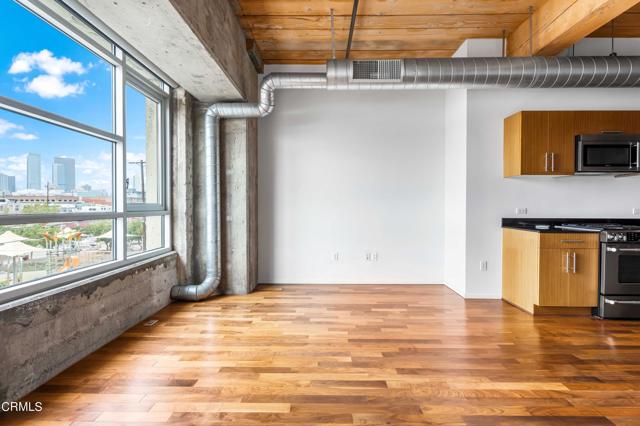 Detail Gallery Image 4 of 26 For 530 S Hewitt St #325,  Los Angeles,  CA 90013 - 1 Beds | 1 Baths