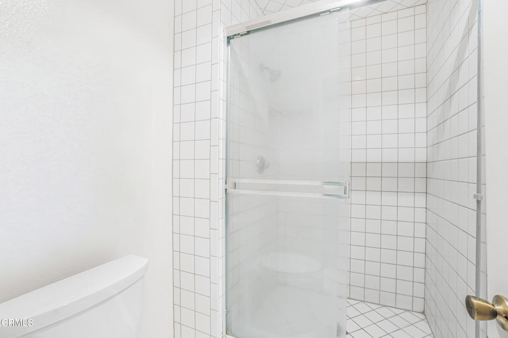 https://media.crmls.org/mediaz/65807fbe-a06f-44f8-a2d5-e085b4de0a9b.jpg?preset=X-Large
