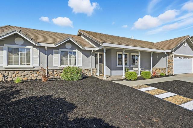 1680 El Camino De Vida, Hollister CA: https://media.crmls.org/mediaz/6580e8b3-c3a8-43e9-8a37-2d90d462f64d.jpg