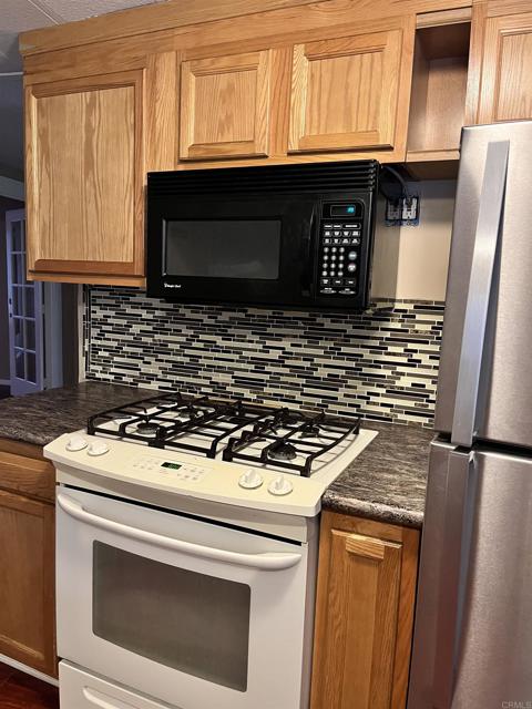 Detail Gallery Image 4 of 22 For 1537 H Street #35,  Ramona,  CA 92065 - 3 Beds | 2 Baths