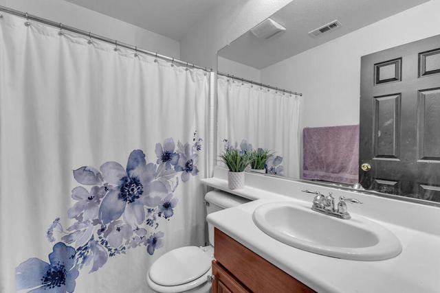 Image 25 of 67 For 37411 Bosley Street