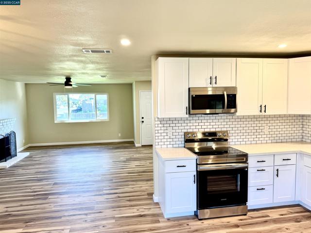 540 Coot, Suisun City CA: https://media.crmls.org/mediaz/6581ccb8-b9b6-4f70-ad9b-efe1ec2e2189.jpg