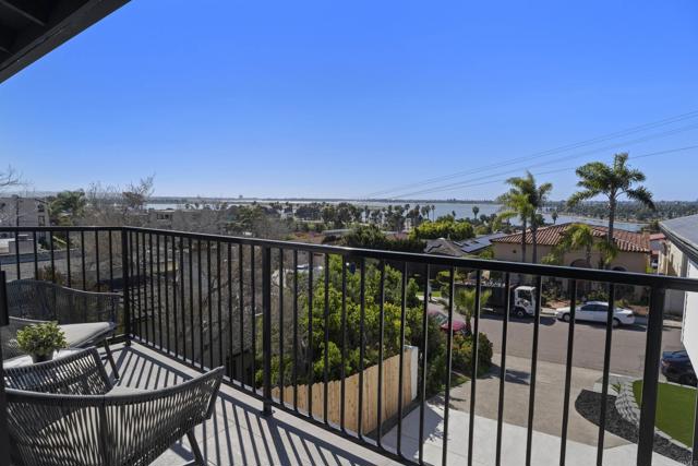 Detail Gallery Image 29 of 72 For 2841 Lloyd Street, San Diego,  CA 92117 - 5 Beds | 3/1 Baths