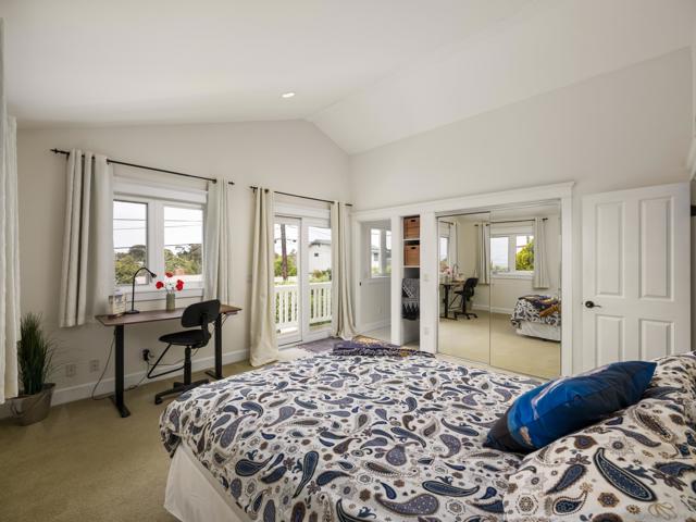548 Tarento Dr, San Diego CA: https://media.crmls.org/mediaz/6582cf8a-69d3-4809-8230-6372c546b375.jpg