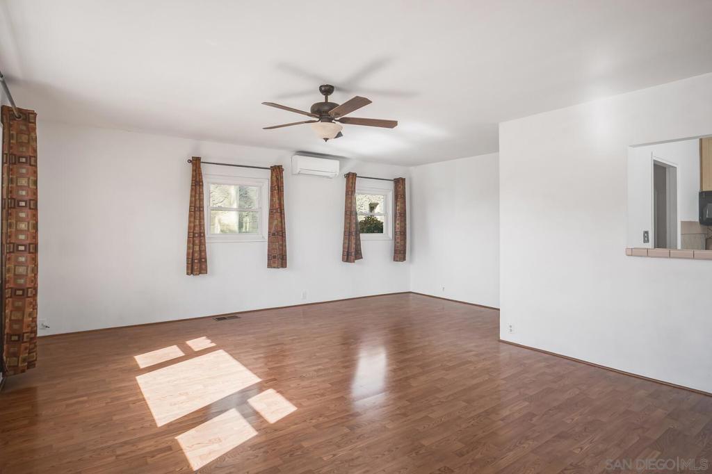 5040 Raymond Place - photo 5