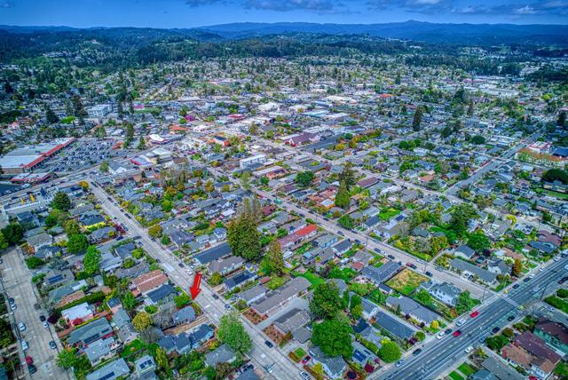 723 Pine Street, Santa Cruz CA: https://media.crmls.org/mediaz/65848267-4e56-424f-82e2-2f5f3fb0b4a2.jpg