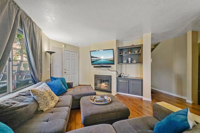 Image 6 of 20 For 13804 Pinkard Way 38