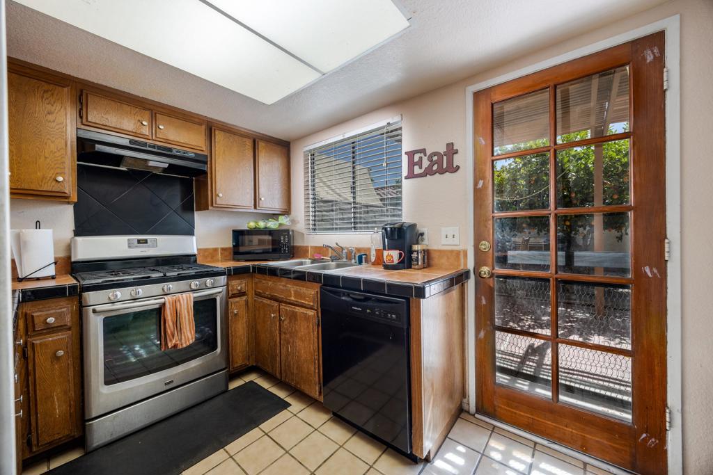 MLS #219138101DA image #9