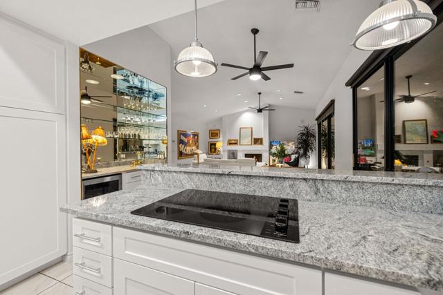 10605 Wimbledon Drive, Rancho Mirage CA: https://media.crmls.org/mediaz/65859ba6-9db7-4559-8598-5c6f385f7291.jpg