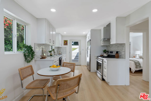 property-img