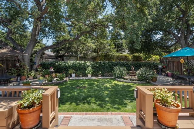 2403 Washington Avenue, Redwood City CA: https://media.crmls.org/mediaz/65879ee2-776a-4c4f-8ac9-9b2b28e899c5.jpg
