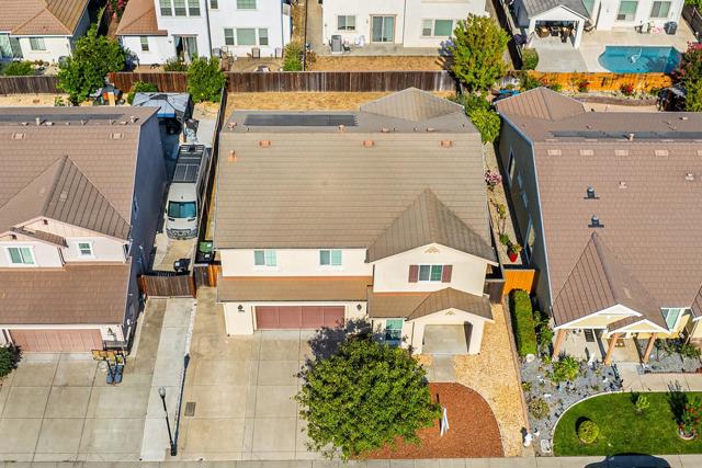 9748 Collie Way, Elk Grove CA: https://media.crmls.org/mediaz/6587e16d-d1e3-4cb3-8b4b-38c6b785b547.jpg