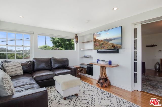 3919 Wawona Street, Los Angeles CA: https://media.crmls.org/mediaz/658809c7-8bb6-4acc-958d-31d070116581.jpg