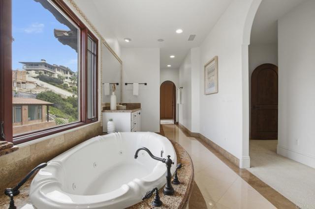 1745 Amalfi Street, La Jolla CA: https://media.crmls.org/mediaz/65882e9d-3a11-44ec-8986-59fe37d99ab2.jpg
