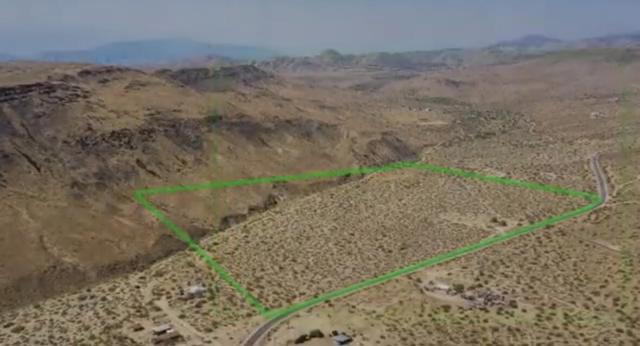 55455 Pipes Canyon, Pioneertown CA: https://media.crmls.org/mediaz/65897b2a-1ff2-42f8-92a4-fcfce0482c55.jpg