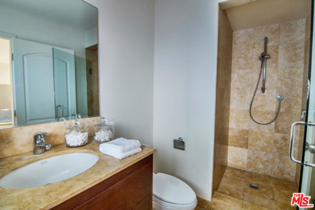 MLS #25621893 image #21