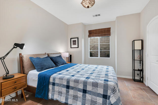 1877 Seasons Street, Simi Valley CA: https://media.crmls.org/mediaz/6589d74d-1a79-466b-a595-cdb6ff86a99f.jpg