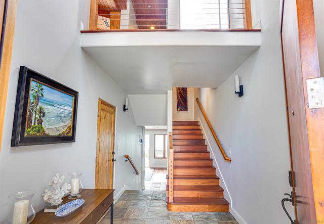 1464 Summit Ave, Cardiff by the Sea CA: https://media.crmls.org/mediaz/658a0fe6-cf76-4800-befd-07963524d6eb.jpg