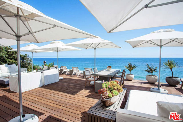 31740 Broad Beach Road, Malibu CA: https://media.crmls.org/mediaz/658a658a-0bcf-4cc4-936d-b94901577aff.jpg