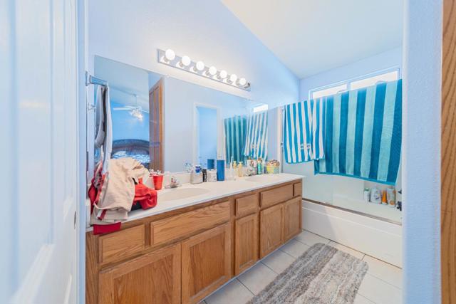 13714 Deleon Avenue, Gustine CA: https://media.crmls.org/mediaz/658ba49f-412b-494a-9dfd-ad4cde9e6562.jpg