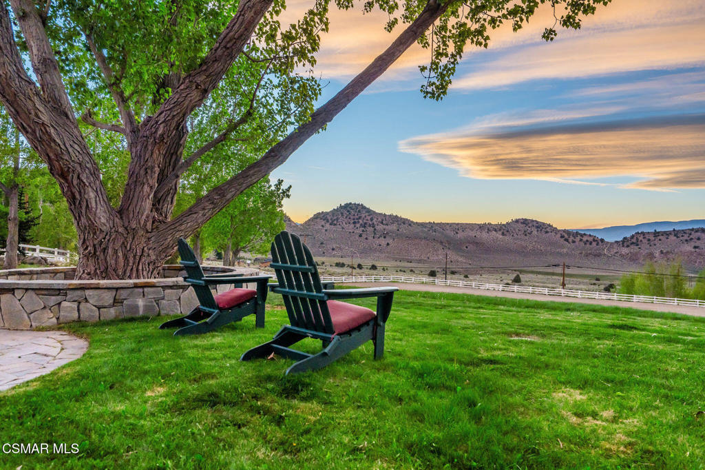 https://media.crmls.org/mediaz/658d4149-f93f-48f9-ad1d-1735a48142d8.jpg?preset=X-Large