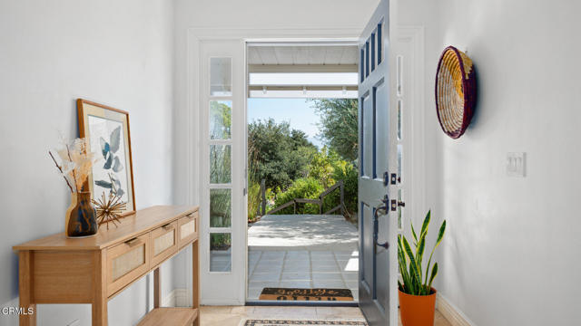 Detail Gallery Image 5 of 30 For 644 Chalk Hill Rd, Solvang,  CA 93463 - 3 Beds | 2 Baths