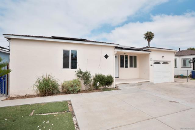 812 West St, San Diego CA: https://media.crmls.org/mediaz/658d8786-3a7e-4842-bd69-7a5455edf23a.jpg