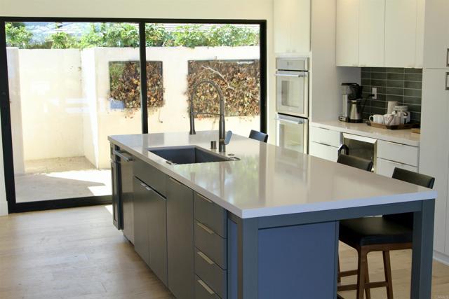 Detail Gallery Image 6 of 16 For 6173 Paseo Arbolado, Rancho Santa Fe,  CA 92067 - 2 Beds | 2/1 Baths