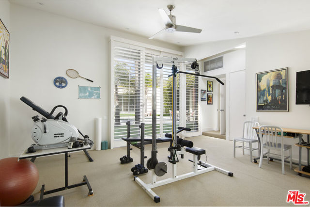 526 Crocker Sperry Drive, Montecito CA: https://media.crmls.org/mediaz/658ee8fe-557d-48d5-84a4-b9cd82032e77.jpg