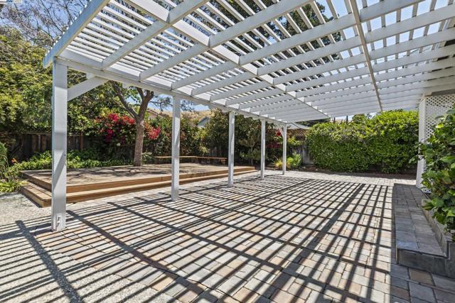 41938 Via San Carlos, Fremont CA: https://media.crmls.org/mediaz/658eeaba-800c-4bba-81ce-e58abc83ff93.jpg