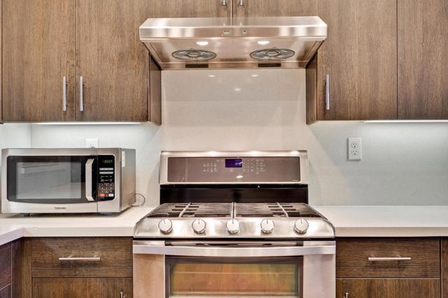 867 Maple Place, East Palo Alto CA: https://media.crmls.org/mediaz/658f4eba-b696-416e-930c-a2620a7f32fc.jpg