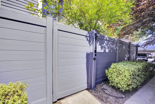 5391 Black Avenue, Pleasanton CA: https://media.crmls.org/mediaz/658fd6ed-f63b-4357-80a7-0e96e7a03797.jpg