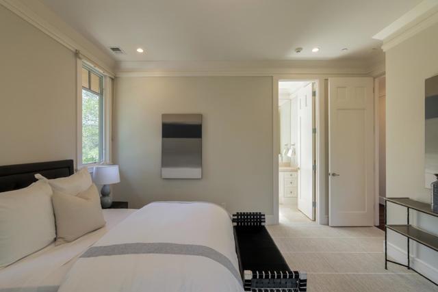 5 Redberry, Portola Valley CA: https://media.crmls.org/mediaz/65924012-04f6-4554-8118-6e49deda6594.jpg