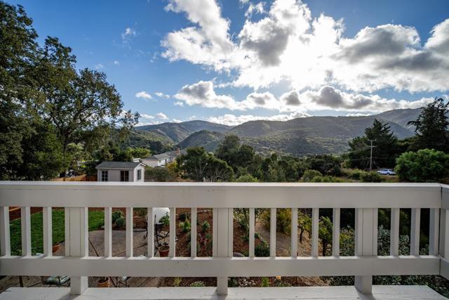 70 Valle Vista, Carmel Valley CA: https://media.crmls.org/mediaz/6593691a-521f-42fe-9666-340bbe2491ce.jpg
