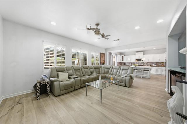 Detail Gallery Image 40 of 48 For 332 Monument Pkwy, Perris,  CA 92570 - 5 Beds | 5 Baths