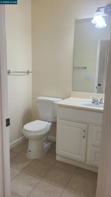 7977 Arcade Lake Ln, Citrus Heights CA: https://media.crmls.org/mediaz/65940747-36c9-406f-9e64-7aedb5b740bd.jpg