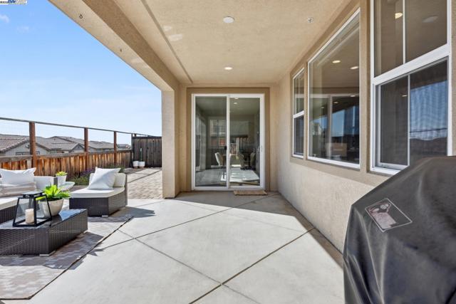 Image 42 of 60 For 29761 Cantera Dr