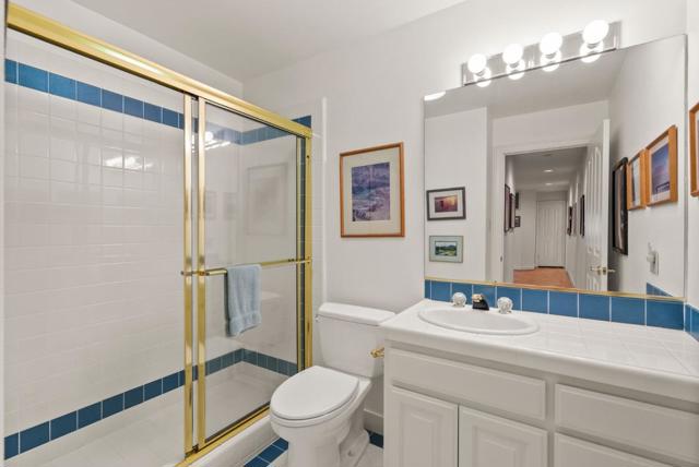 3920 Lakemead Way, Redwood City CA: https://media.crmls.org/mediaz/6596783b-85ae-4344-b18f-88207646c3c2.jpg