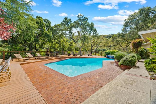 17180 Crescent Drive, Los Gatos CA: https://media.crmls.org/mediaz/6597363b-abad-4aaa-a41a-02acd24e0d78.jpg