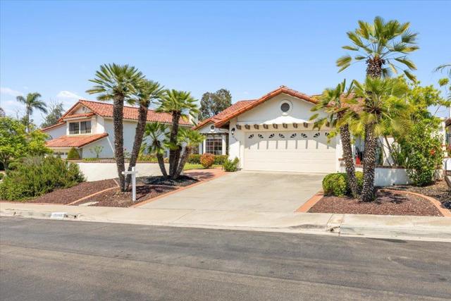 16263 Via Embeleso, San Diego CA: https://media.crmls.org/mediaz/6598e28c-55ae-405f-9ff0-4bd6bd763fc1.jpg